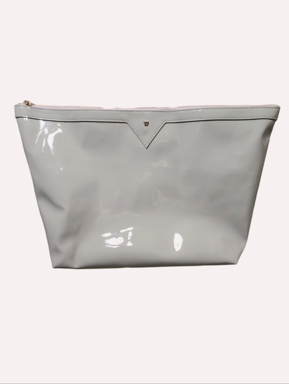Kelly Wynne Travel Leather Glossy Travel Pouch Champagne Beige